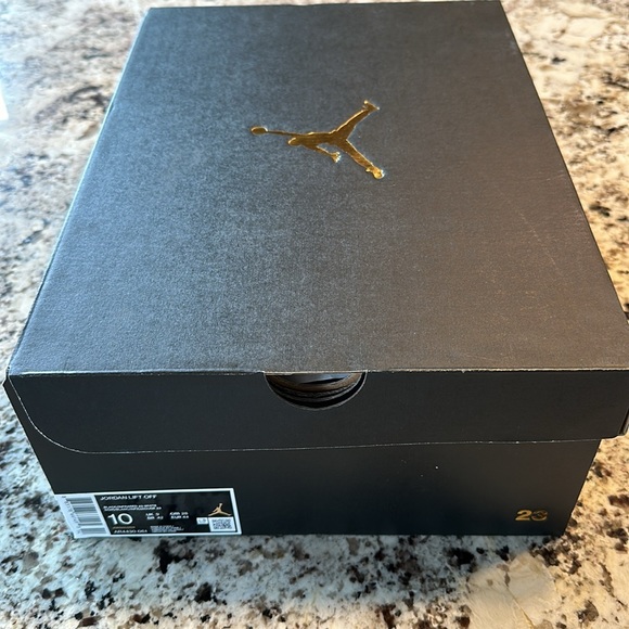 Nike Jordan Lift Off AR4430-061 Men’s Black/Infrared 23-White Basketball Shoes - Picture 10 of 10